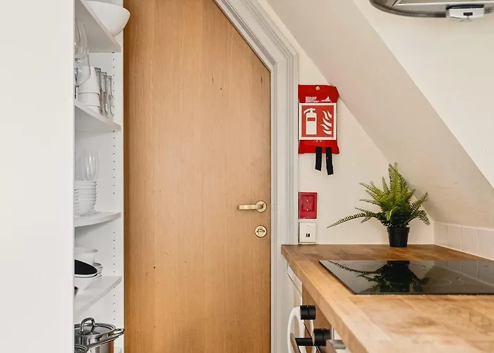 Appartement Dinbnb I Explore Bergen! I 650m To Bryggen I Easy Check-in Bergen